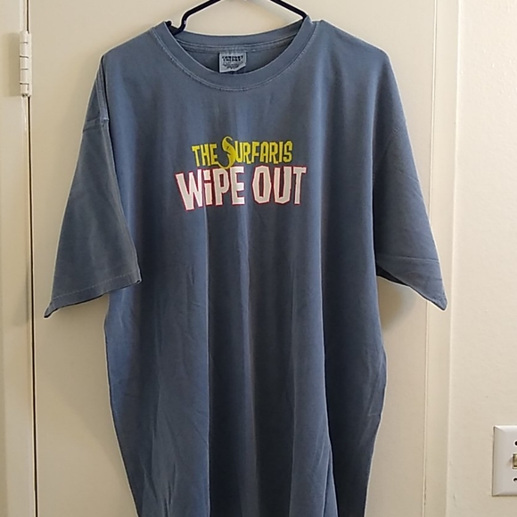 Surfaris - wipe out tshirt Xtra Large - Picture 8 of 9